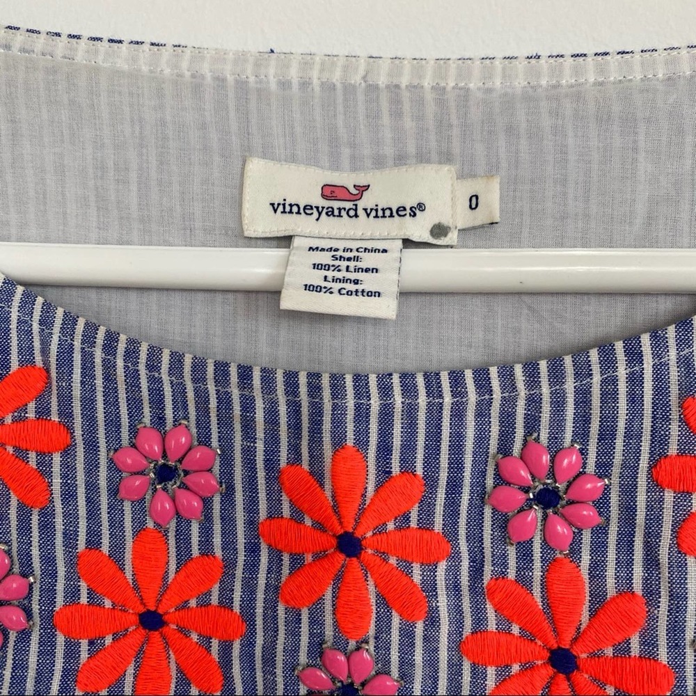 Vineyard Vines Floral Embroidered Linen Shirt - Picture 5 of 5